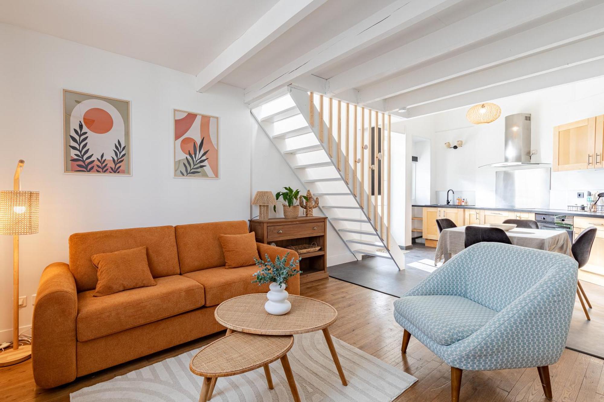 Belle Maison De Ville l'Isle-d'Espagnac ภายนอก รูปภาพ